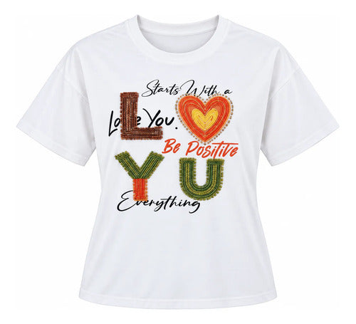 Polera Mujer Manga Corta Estampada Love Corazón