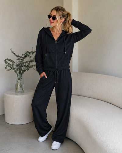 Conjunto Mujer Polerón Capucha Pantalón Ancho Texturizado
